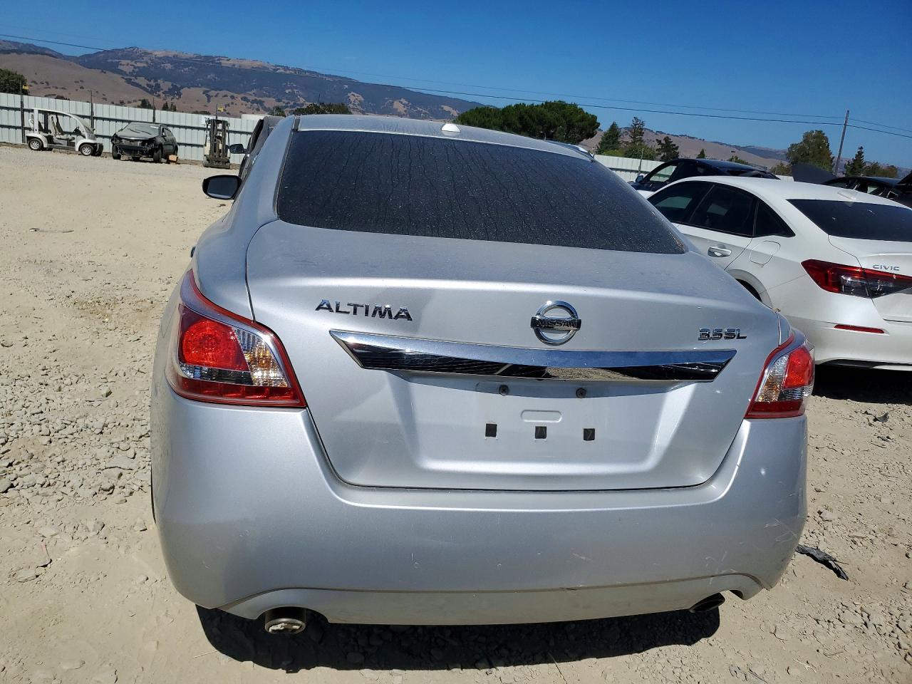 2013 Nissan Altima 3.5 S - Фото 6