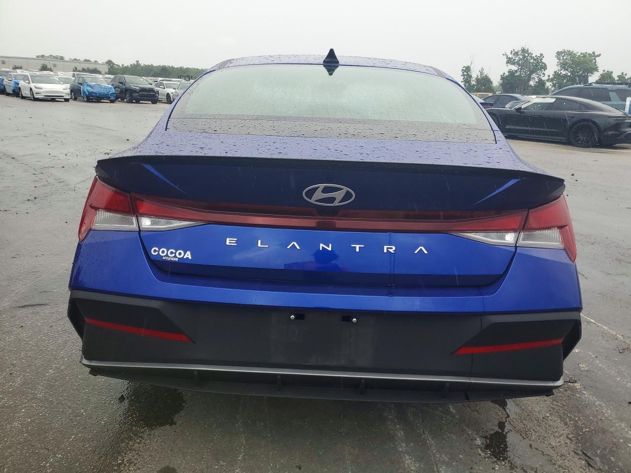 2025 Hyundai Elantra Sel Sport - Image 6