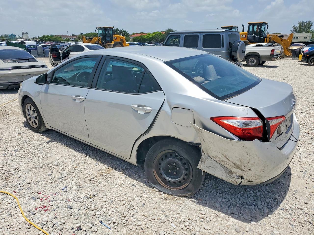 2016 Toyota Corolla L - Фото 2