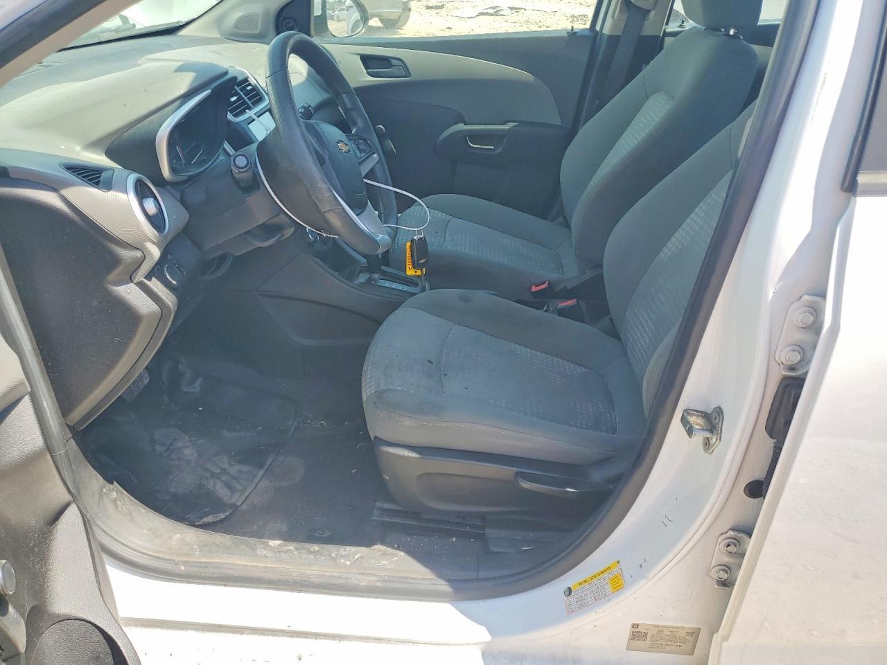 2017 Chevrolet Sonic - Image 7