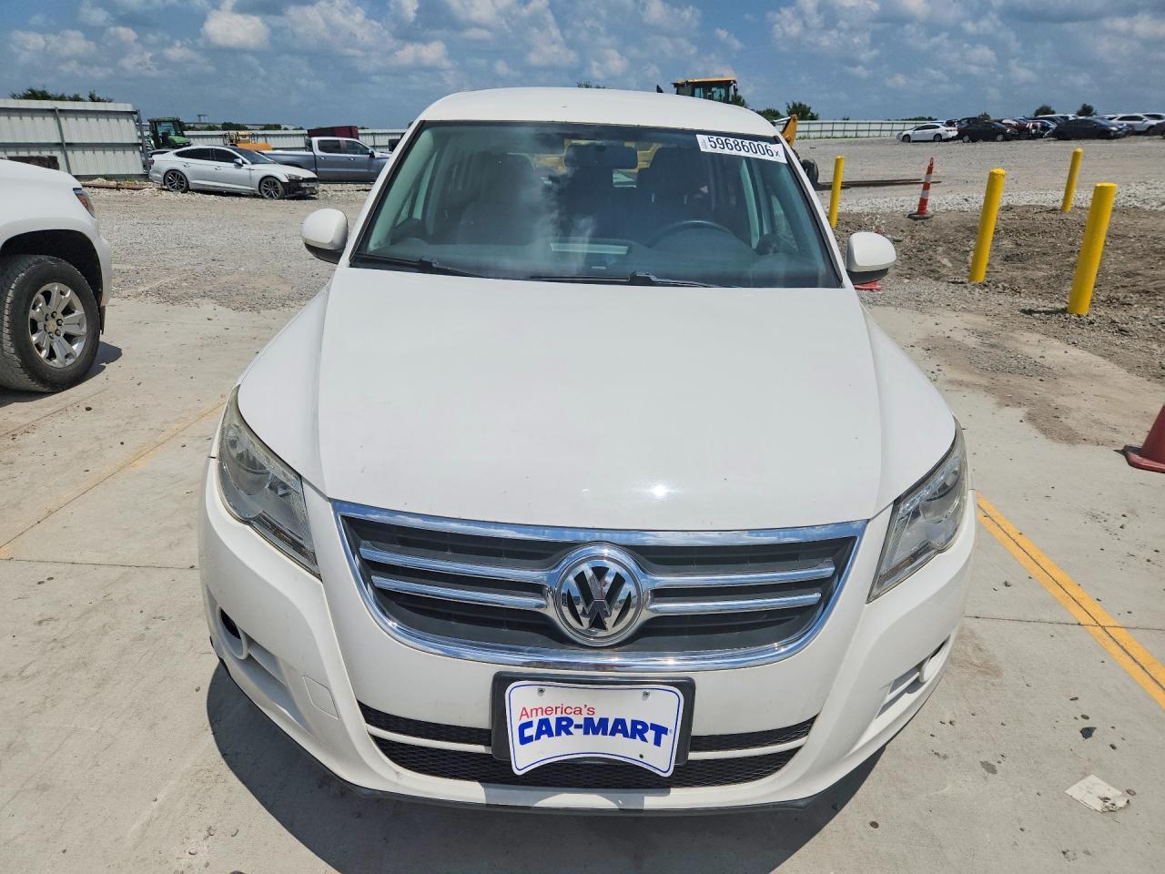 2011 Volkswagen Tiguan S - Фото 5
