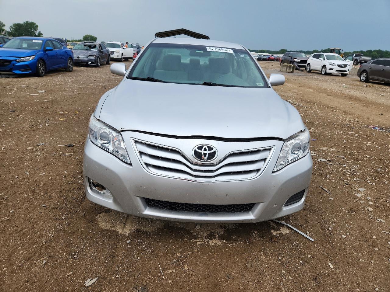 2011 Toyota Camry Le - Image 5