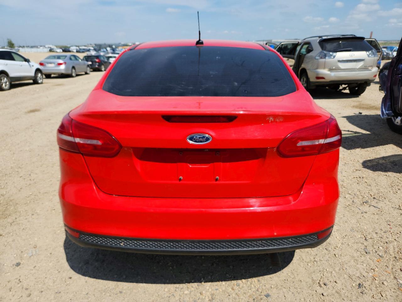 2016 Ford Focus Se - Фото 6