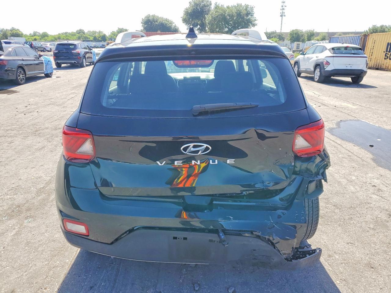 2022 Hyundai Venue Sel - Фото 6