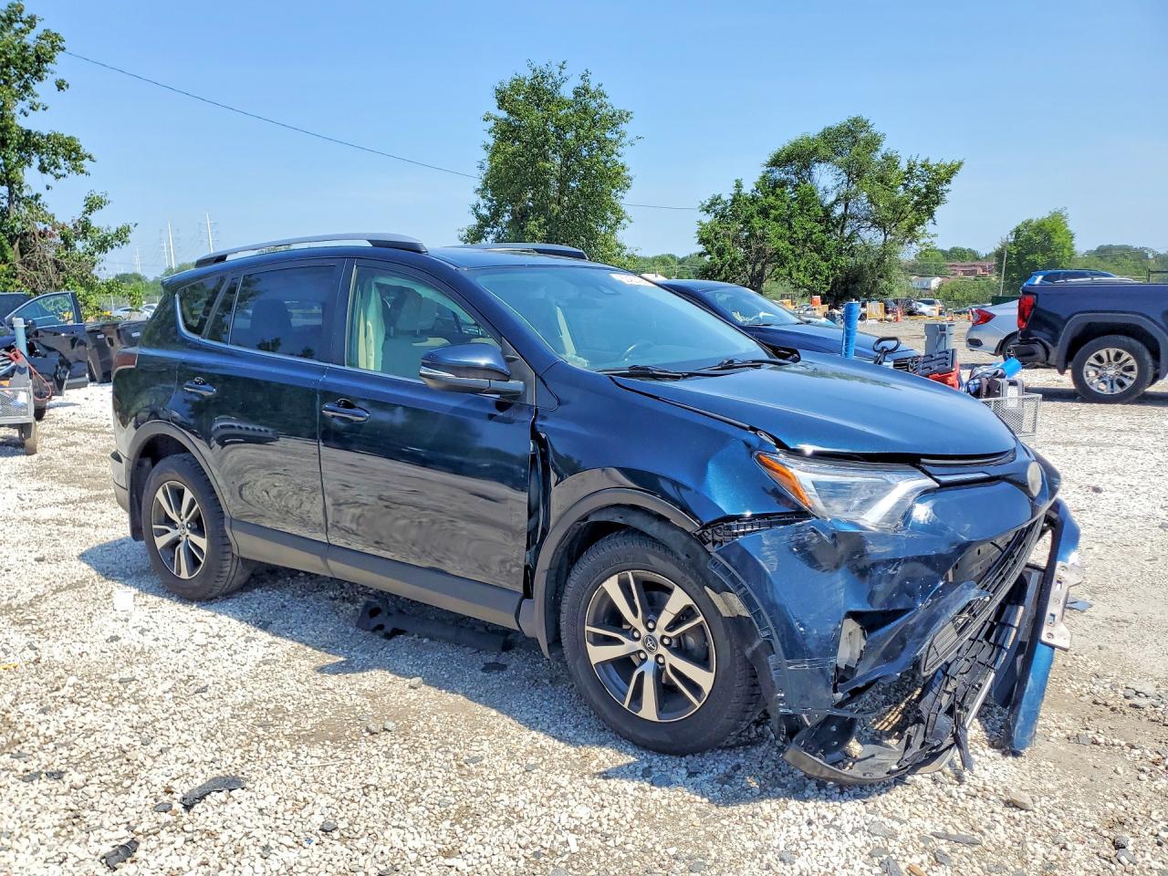 2017 Toyota Rav4 Xle - Фото 4