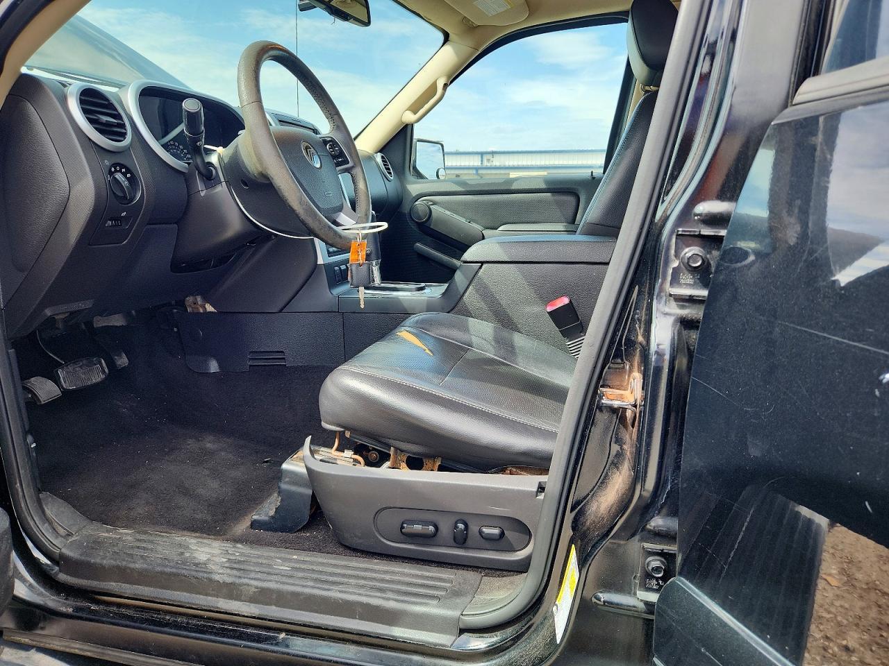 2006 Mercury Mountaineer Luxury - Фото 7