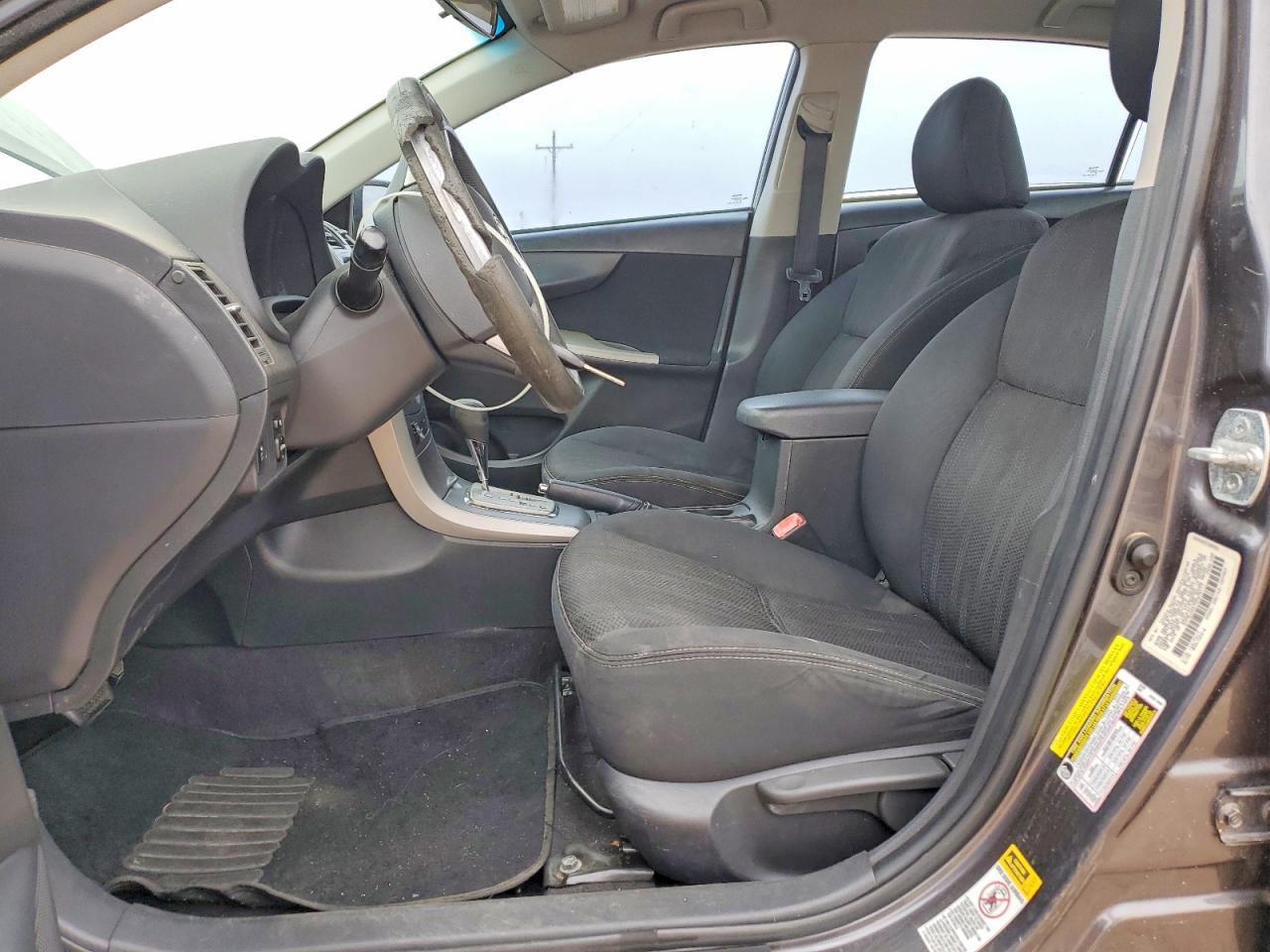 2013 Toyota Corolla Base - Фото 7