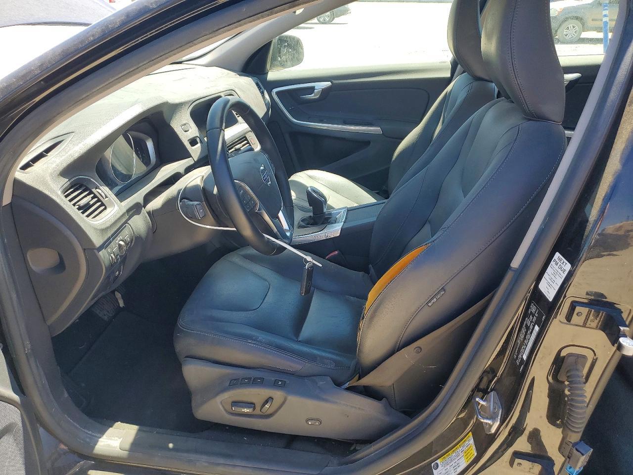2016 Volvo S60 Premier - Image 7