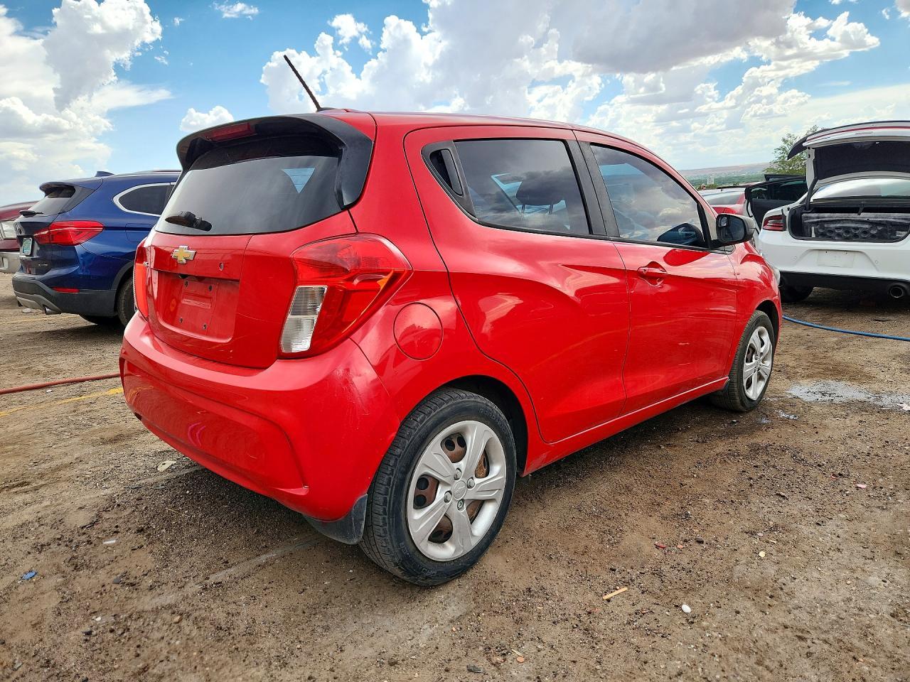 2019 Chevrolet Spark Ls - Фото 3