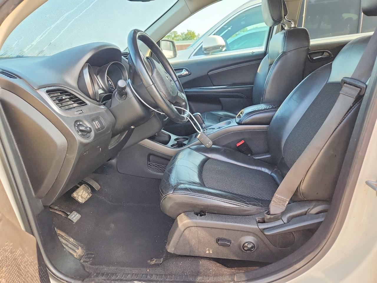 2020 Dodge Journey Crossroad - Image 7