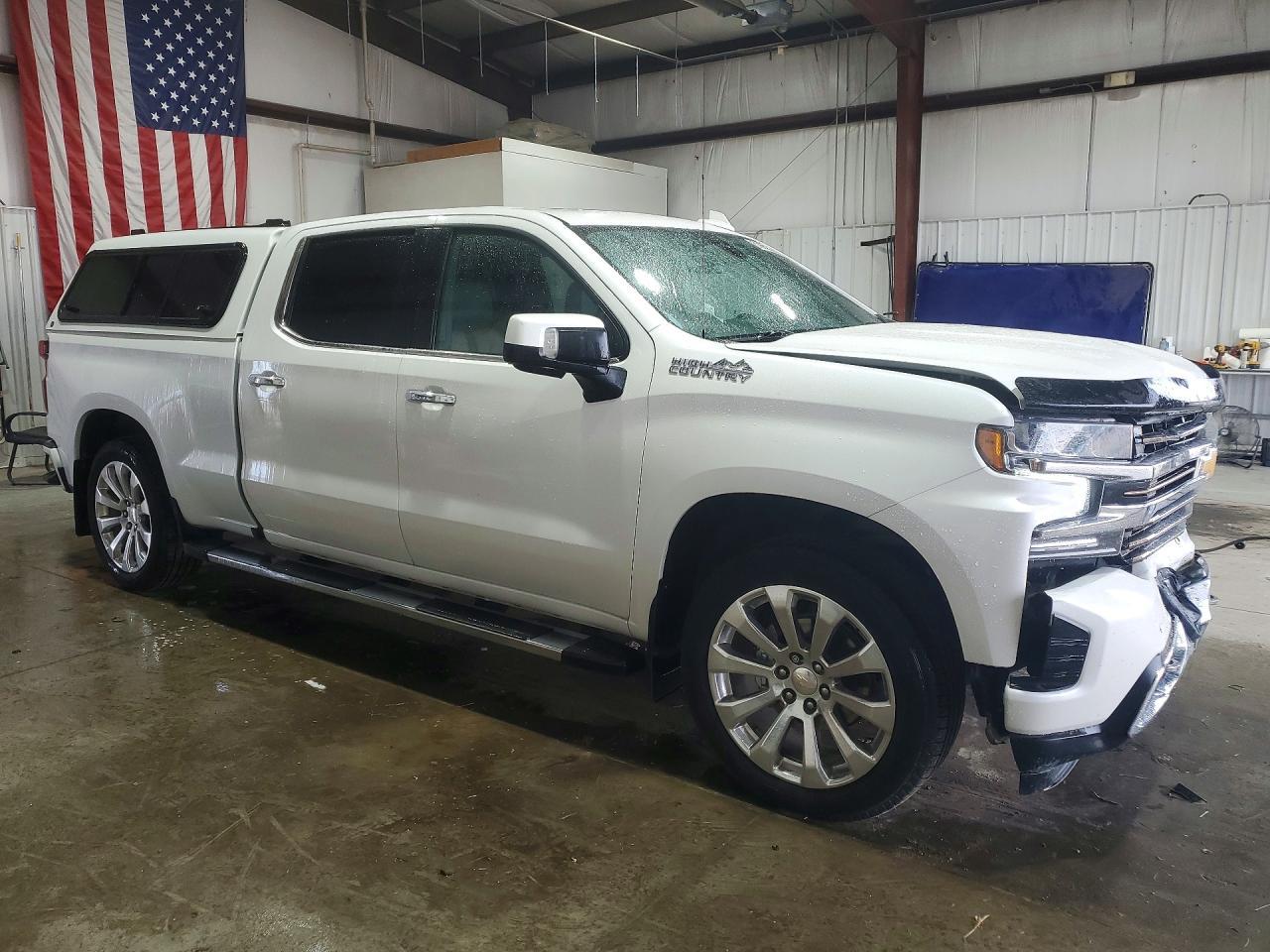 2022 Chevrolet Silverado Ltd K1500 High Country - Image 4