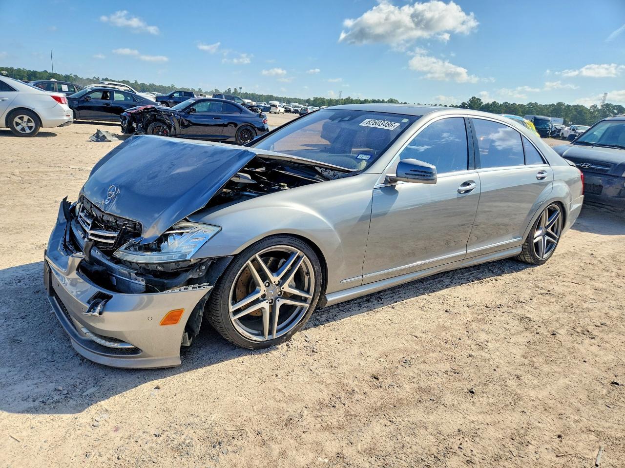 2010 Mercedes-Benz S 550
