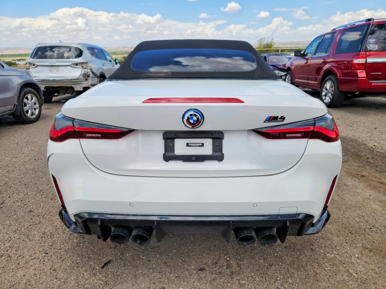 2022 BMW M4 Competition - Image 6