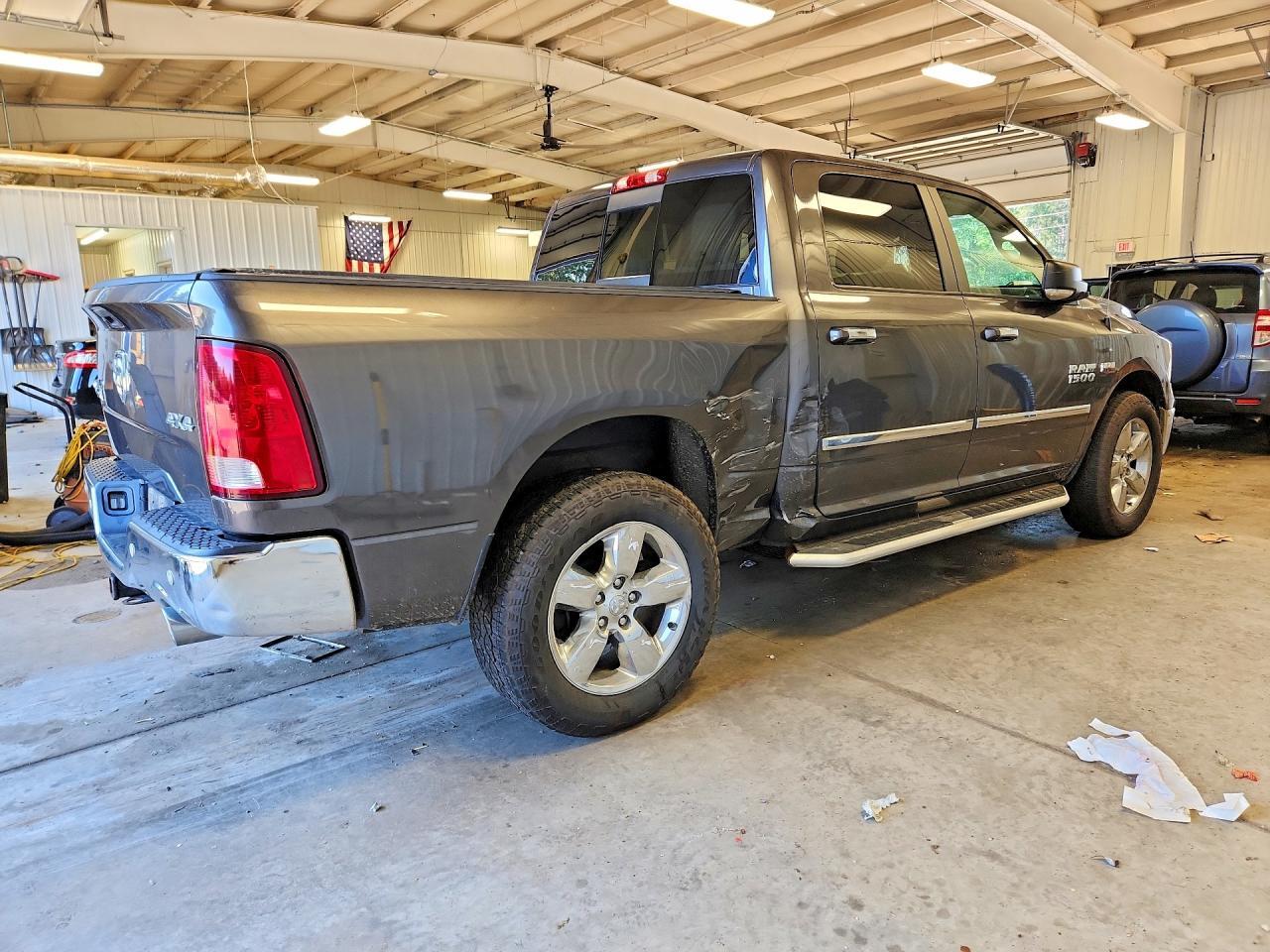 2016 Ram 1500 Slt - Фото 3