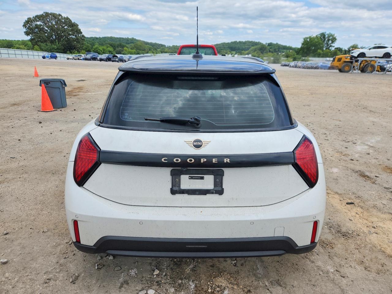 2025 Mini Cooper Base - Фото 6