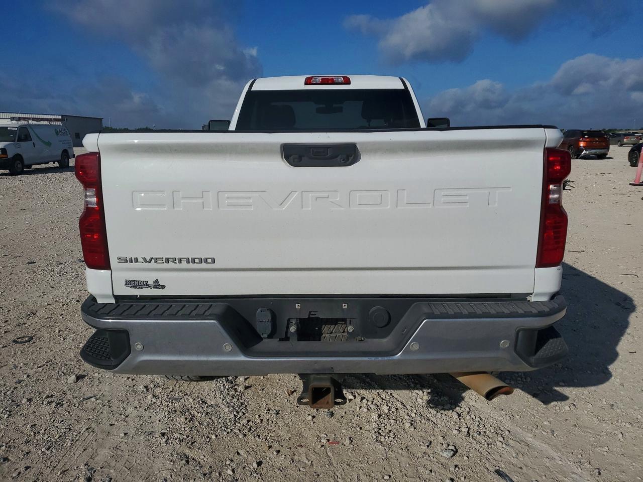 2020 Chevrolet Silverado C3500 - Image 6