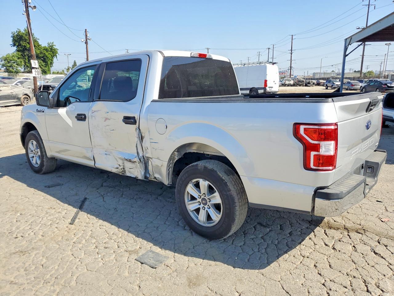2018 Ford F150 Supercrew - Фото 2