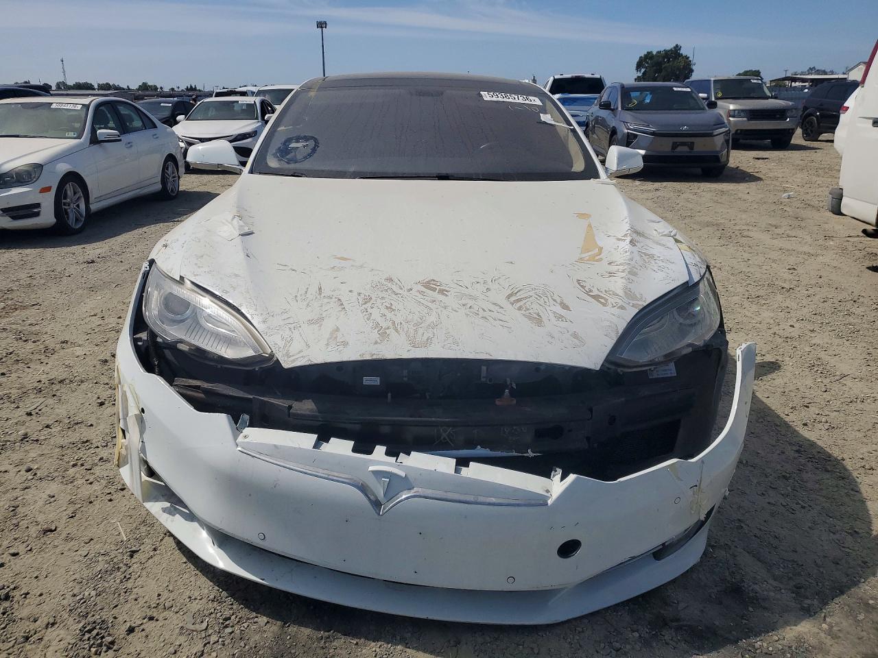 2014 Tesla Model S - Image 5
