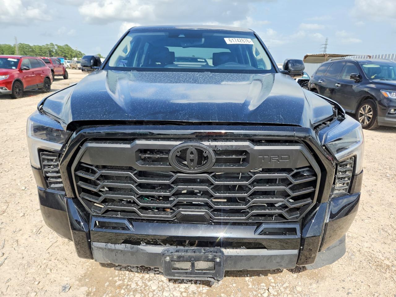 2022 Toyota Tundra Crewmax Limited - Image 5