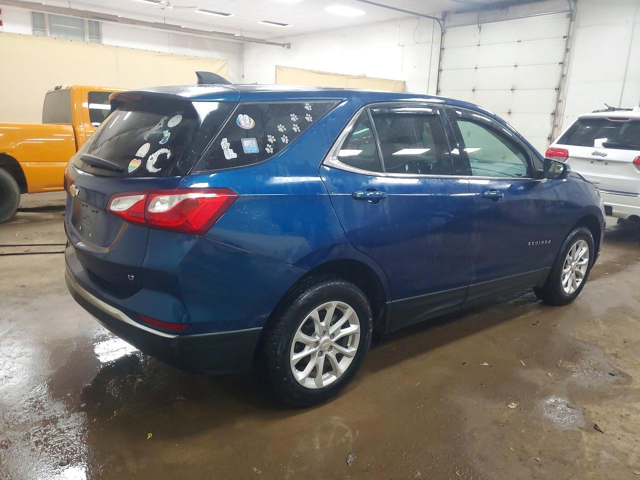 2019 Chevrolet Equinox Lt - Image 3