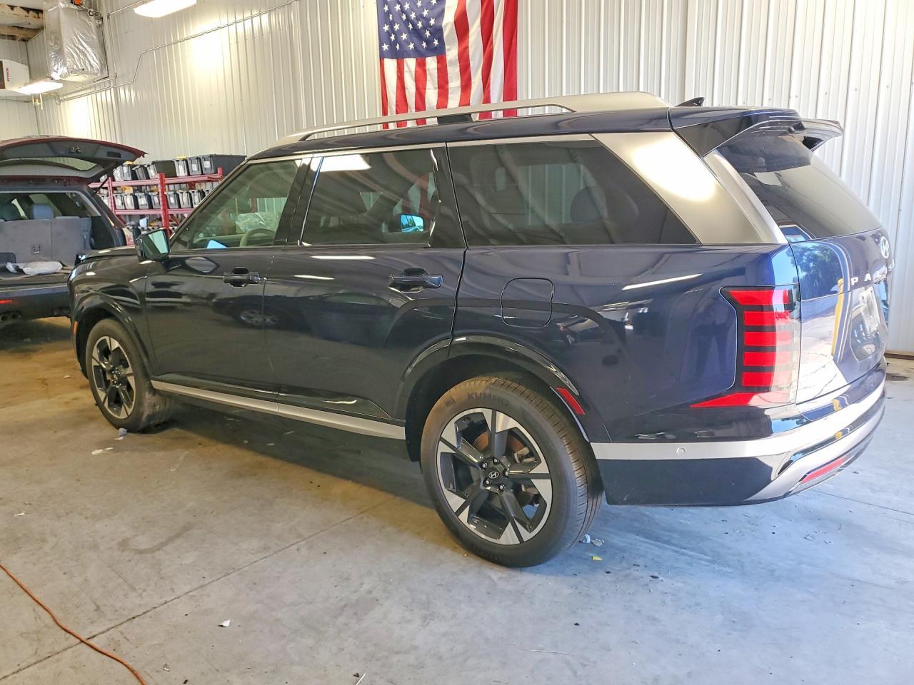 2026 Hyundai Palisade Limited - Image 2