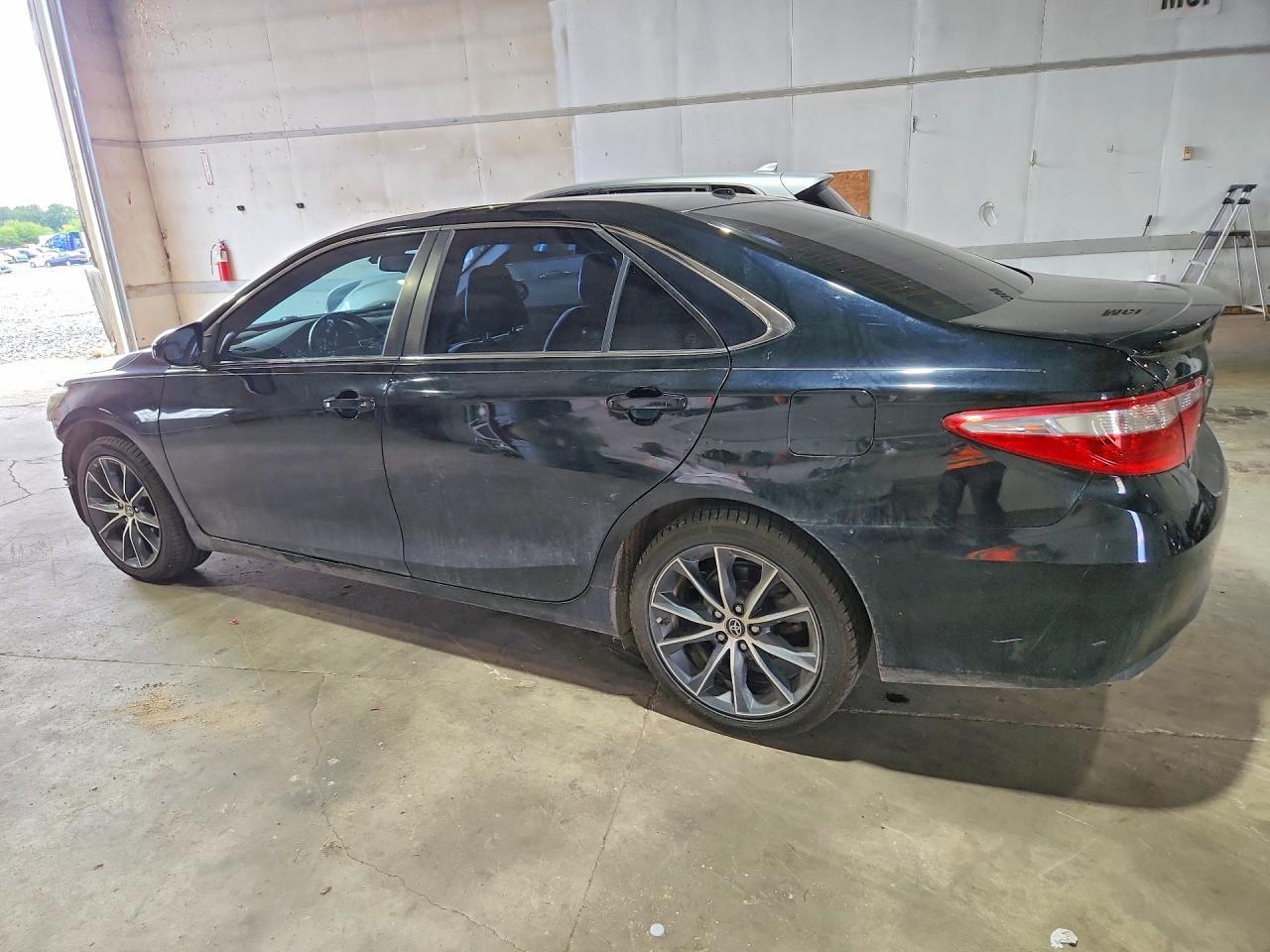 2015 Toyota Camry Xse V6 - Фото 2