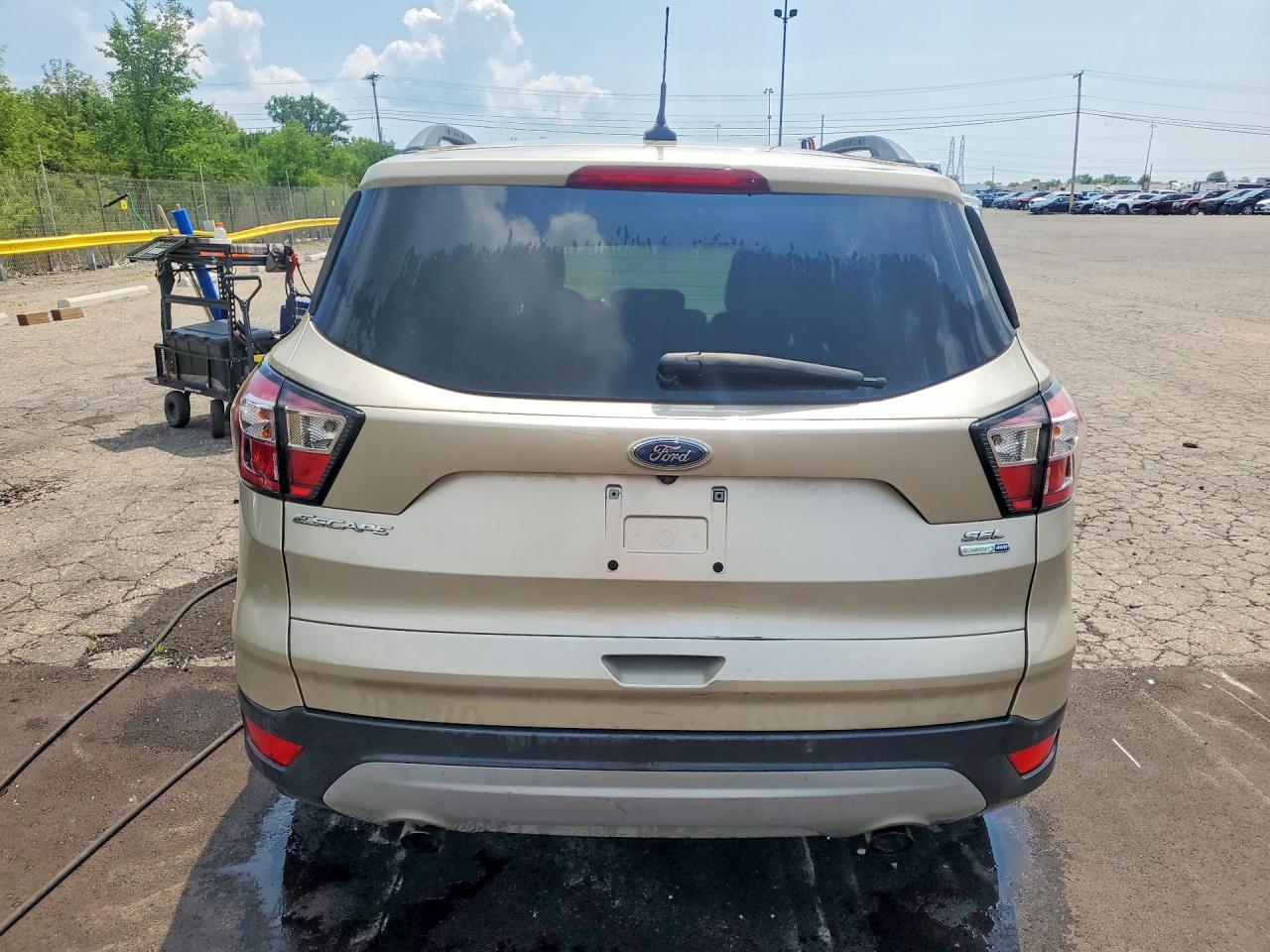 2018 Ford Escape Sel - Image 6