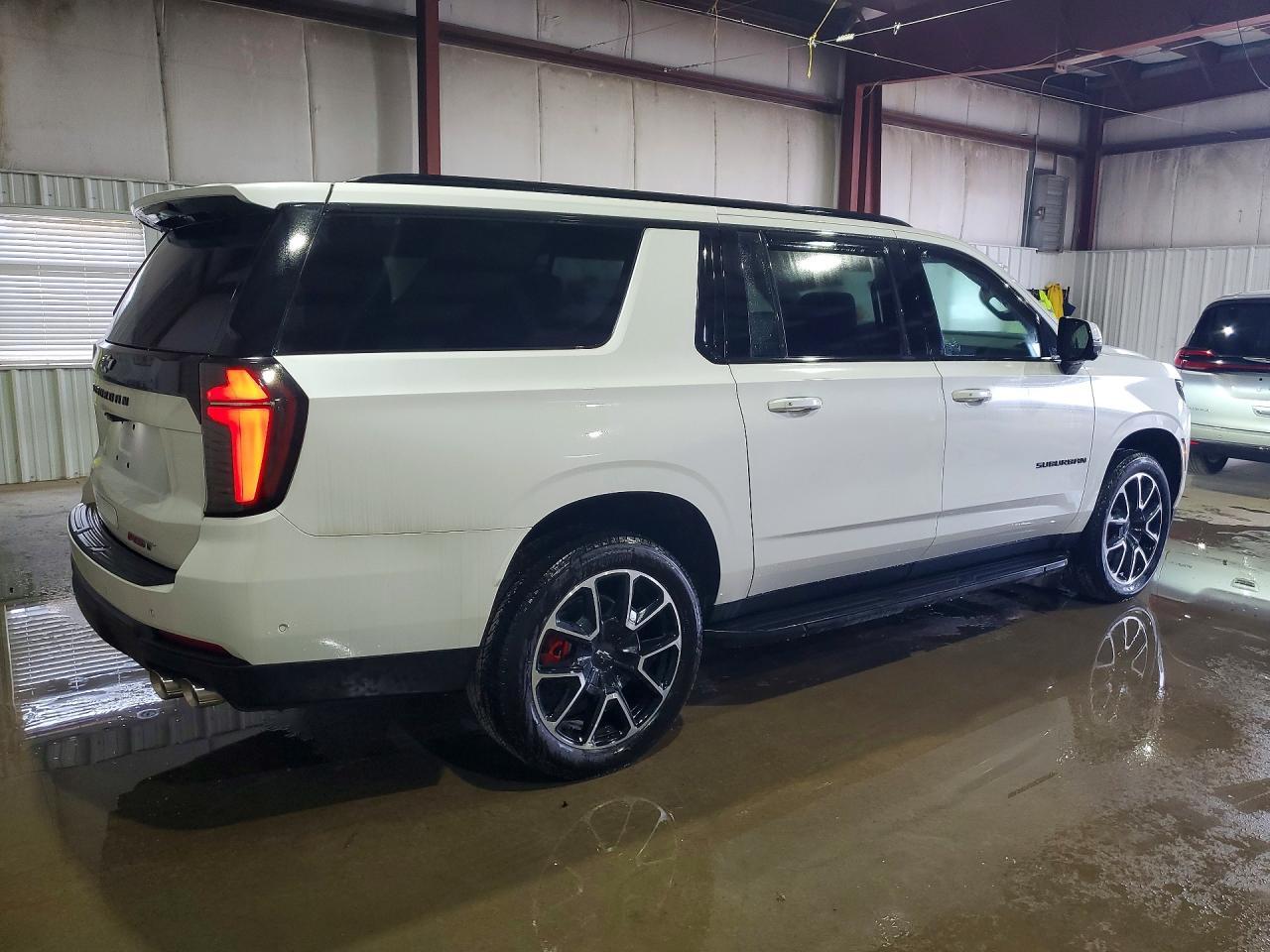 2025 Chevrolet Suburban K1500 Rst - Фото 3