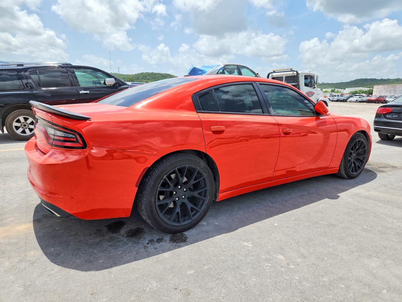 2017 Dodge Charger Se - Image 3