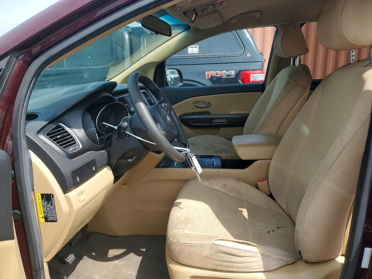 2017 Kia Sedona Lx - Фото 7