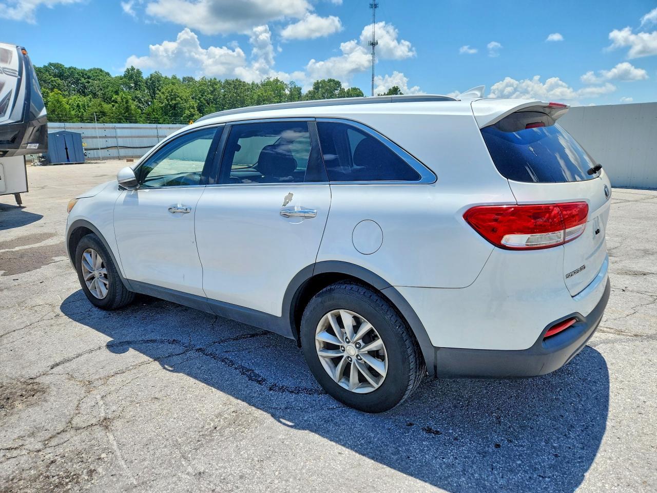 2016 Kia Sorento Lx - Фото 2