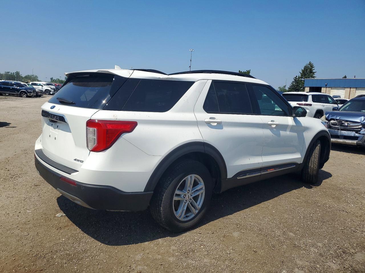 2023 Ford Explorer Xlt - Фото 3