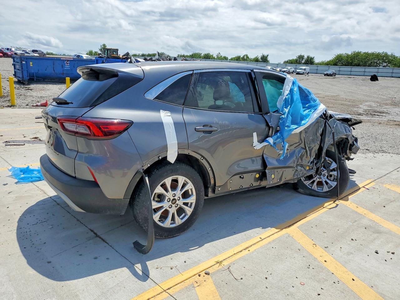 2024 Ford Escape Active - Image 3