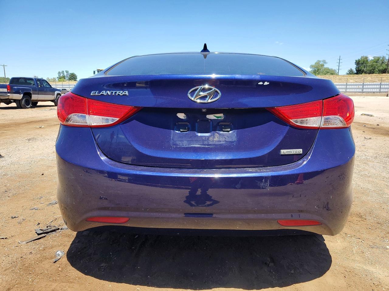 2012 Hyundai Elantra - Фото 6