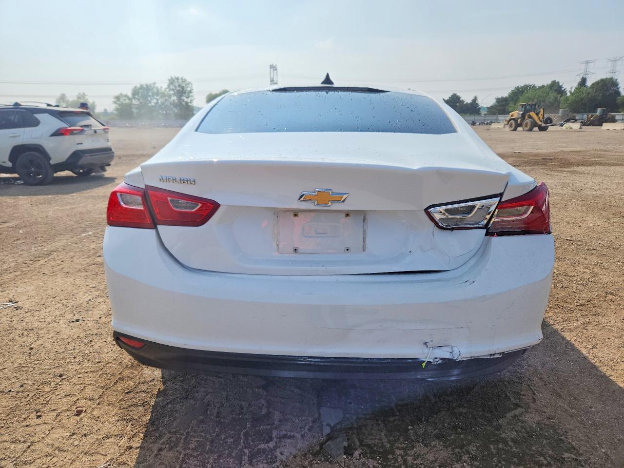 2016 Chevrolet Malibu L - Image 6