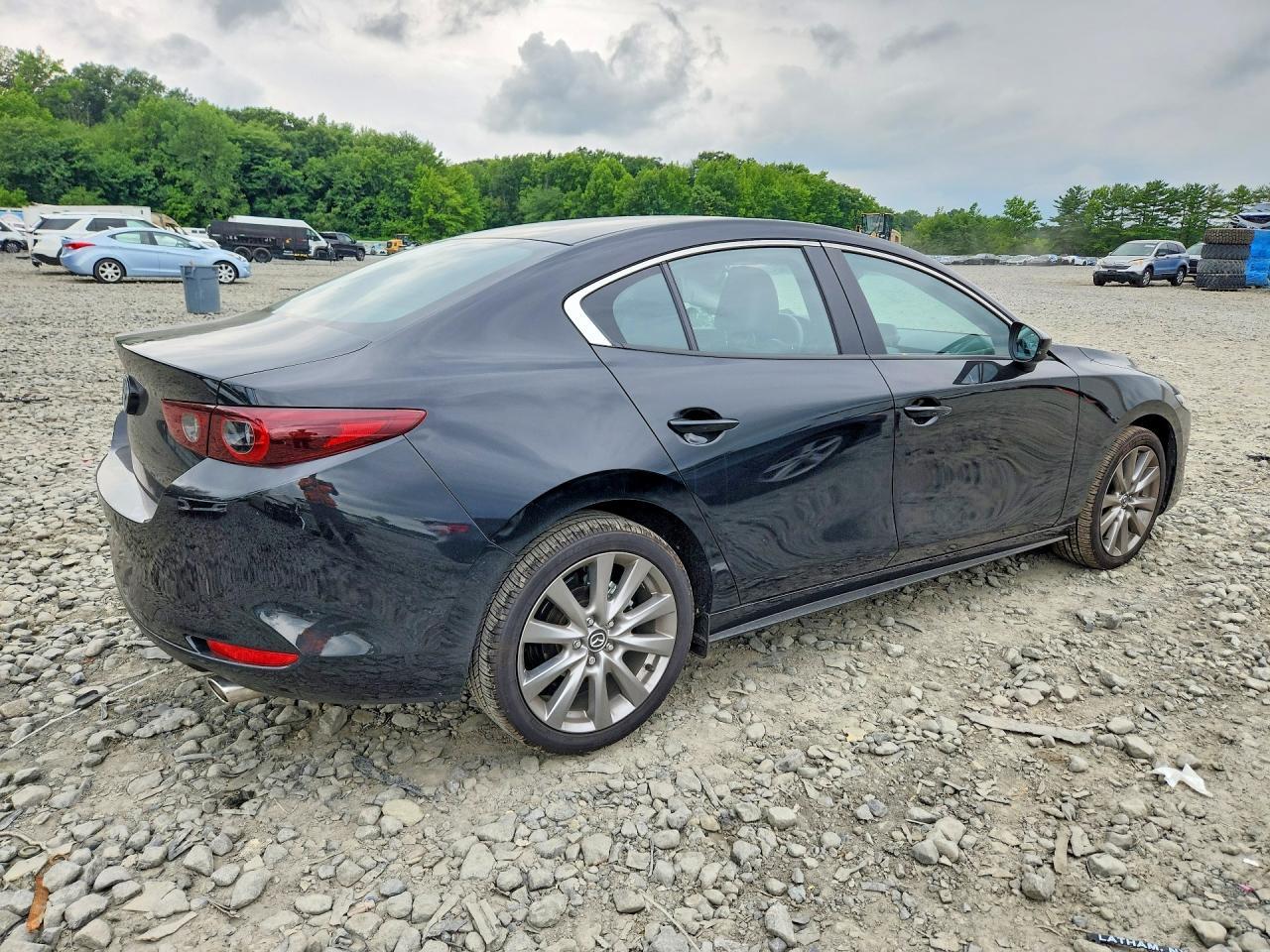2026 Mazda 3 Preferred/Carbon Edition - Фото 3
