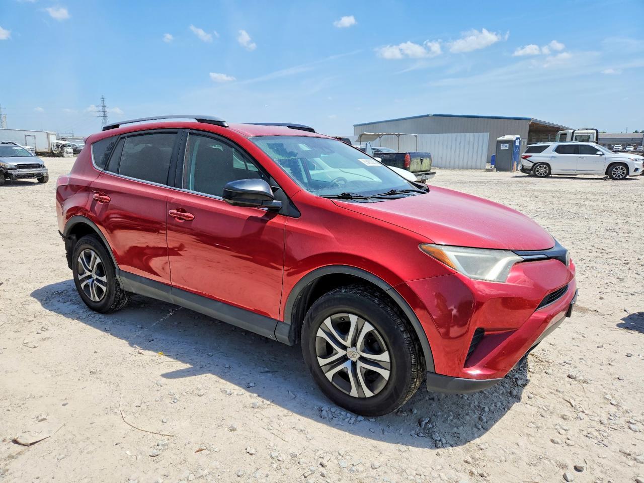 2017 Toyota Rav4 Le - Image 4