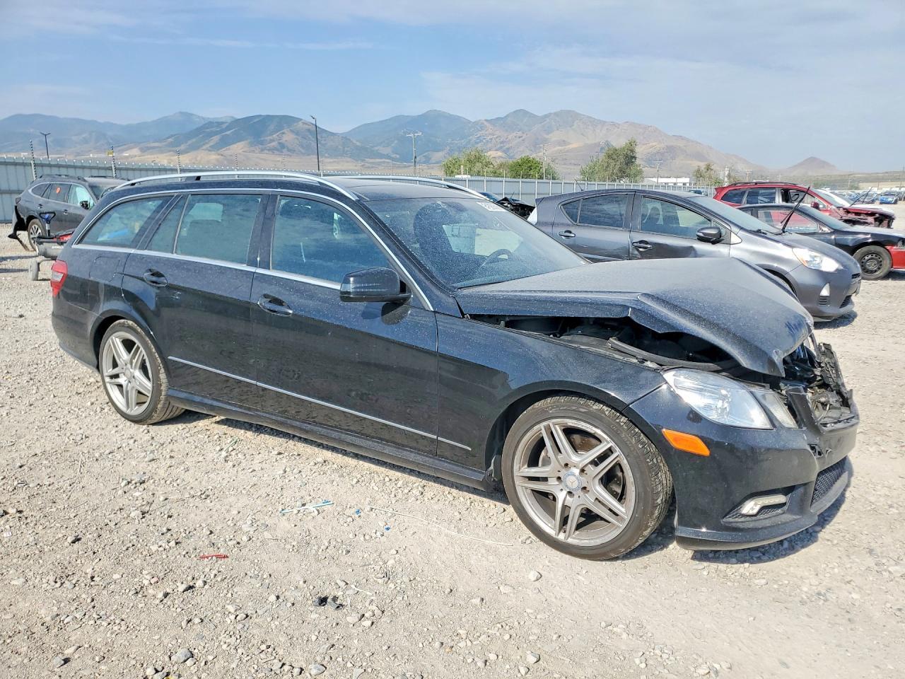 2011 Mercedes-Benz E 350 4Matic Wagon - Фото 4