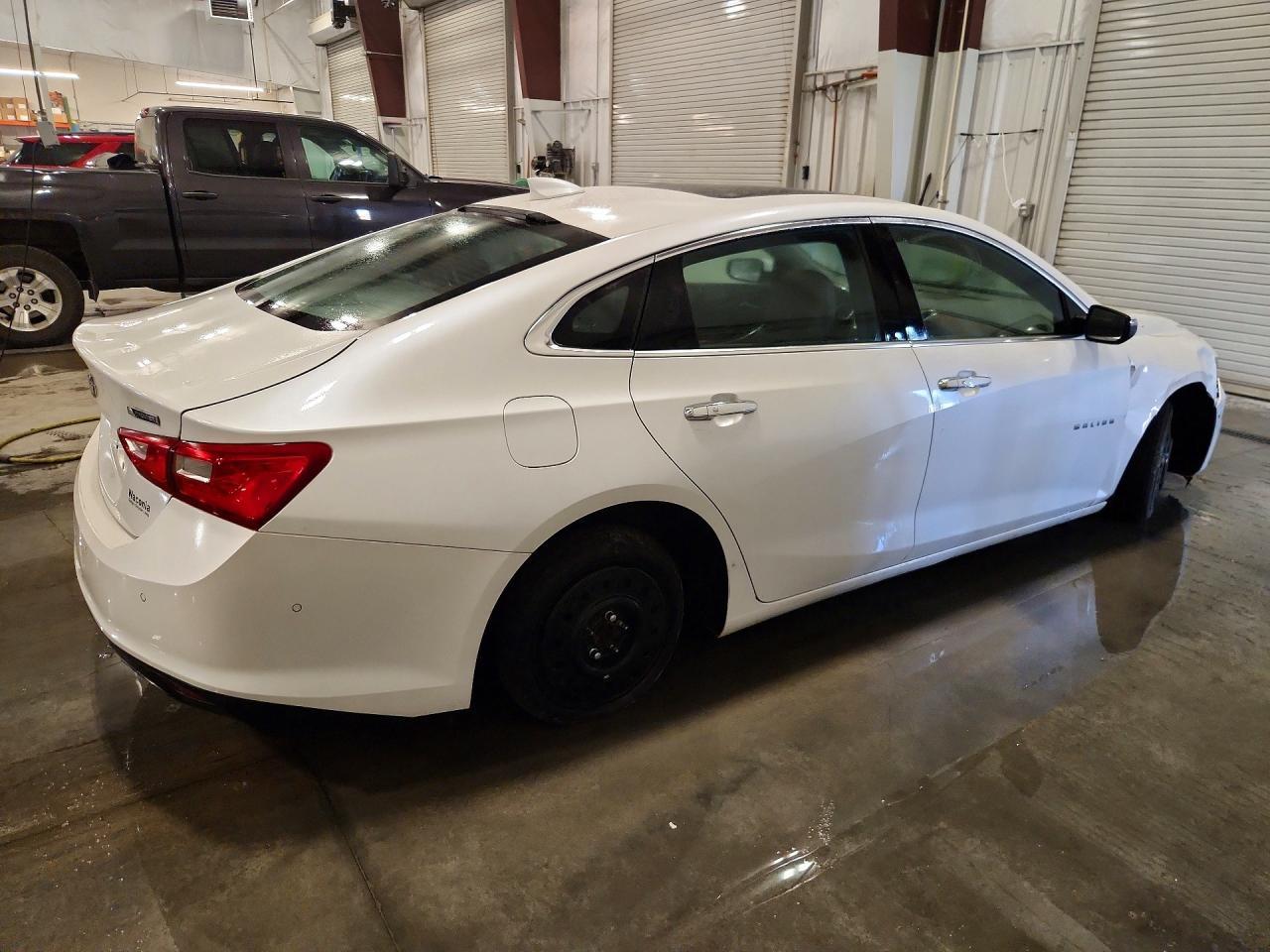 2016 Chevrolet Malibu Premier - Фото 3