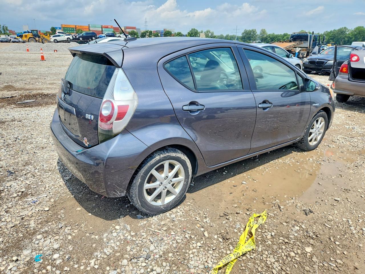 2012 Toyota Prius C Four - Фото 3