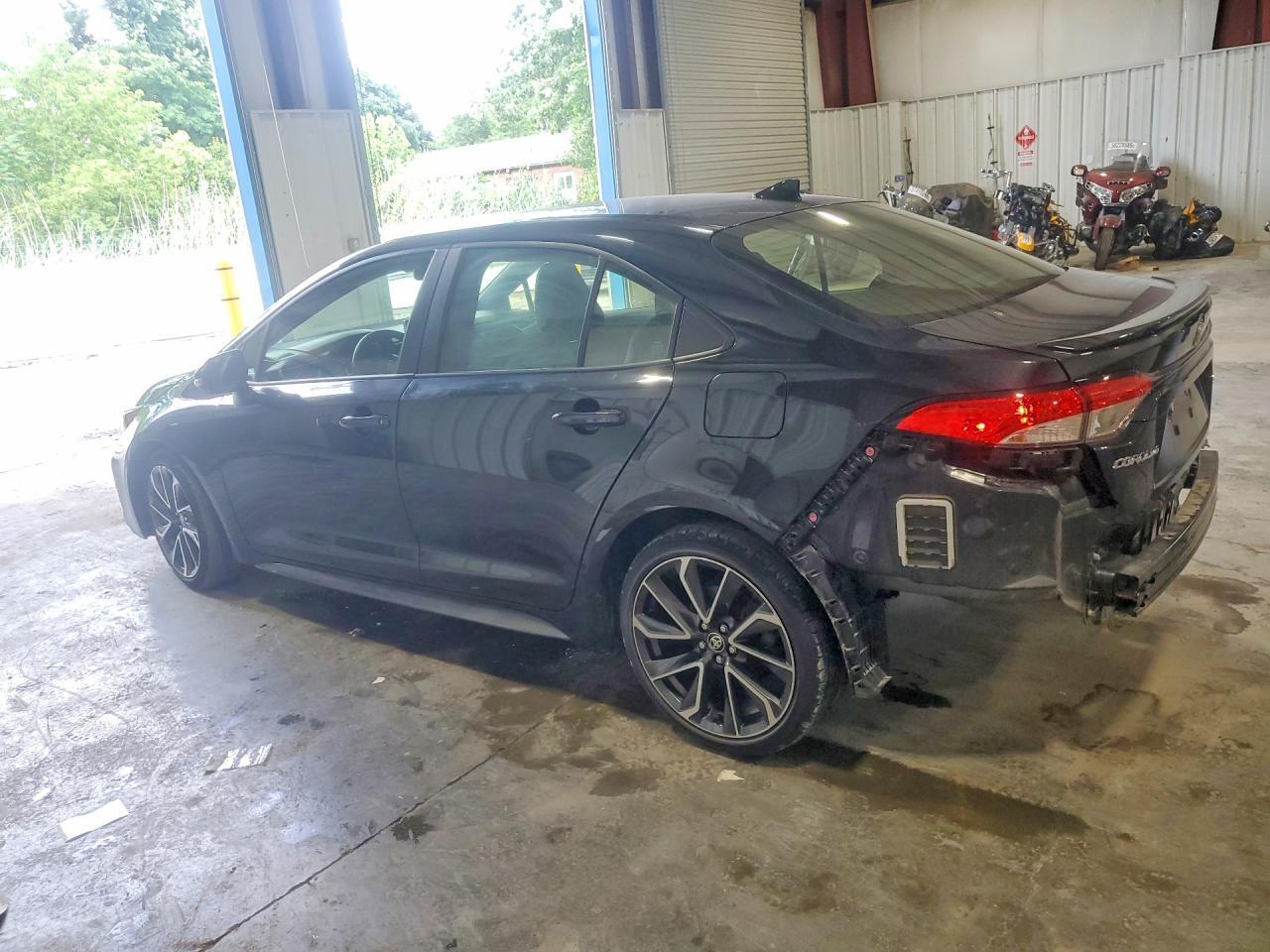 2021 Toyota Corolla Se - Фото 2