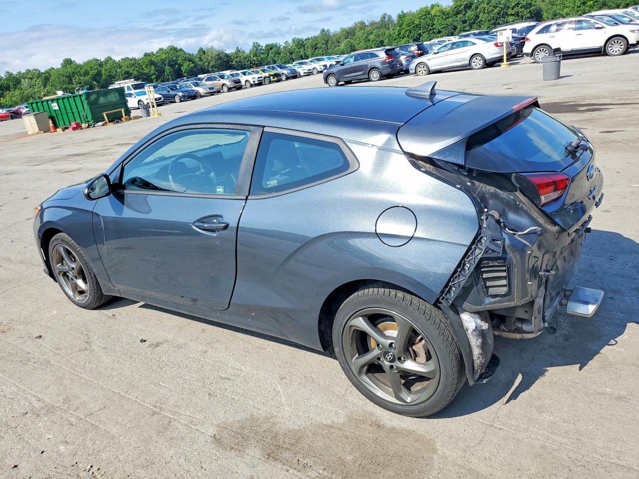 2019 Hyundai Veloster 2.0L - Фото 2
