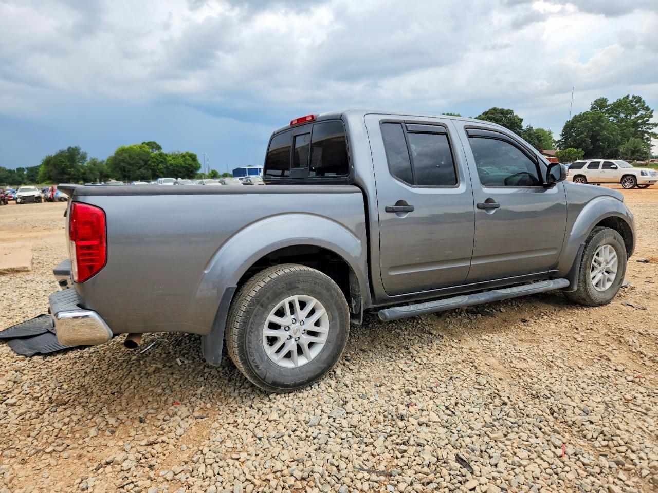 2018 Nissan Frontier Sv - Image 3