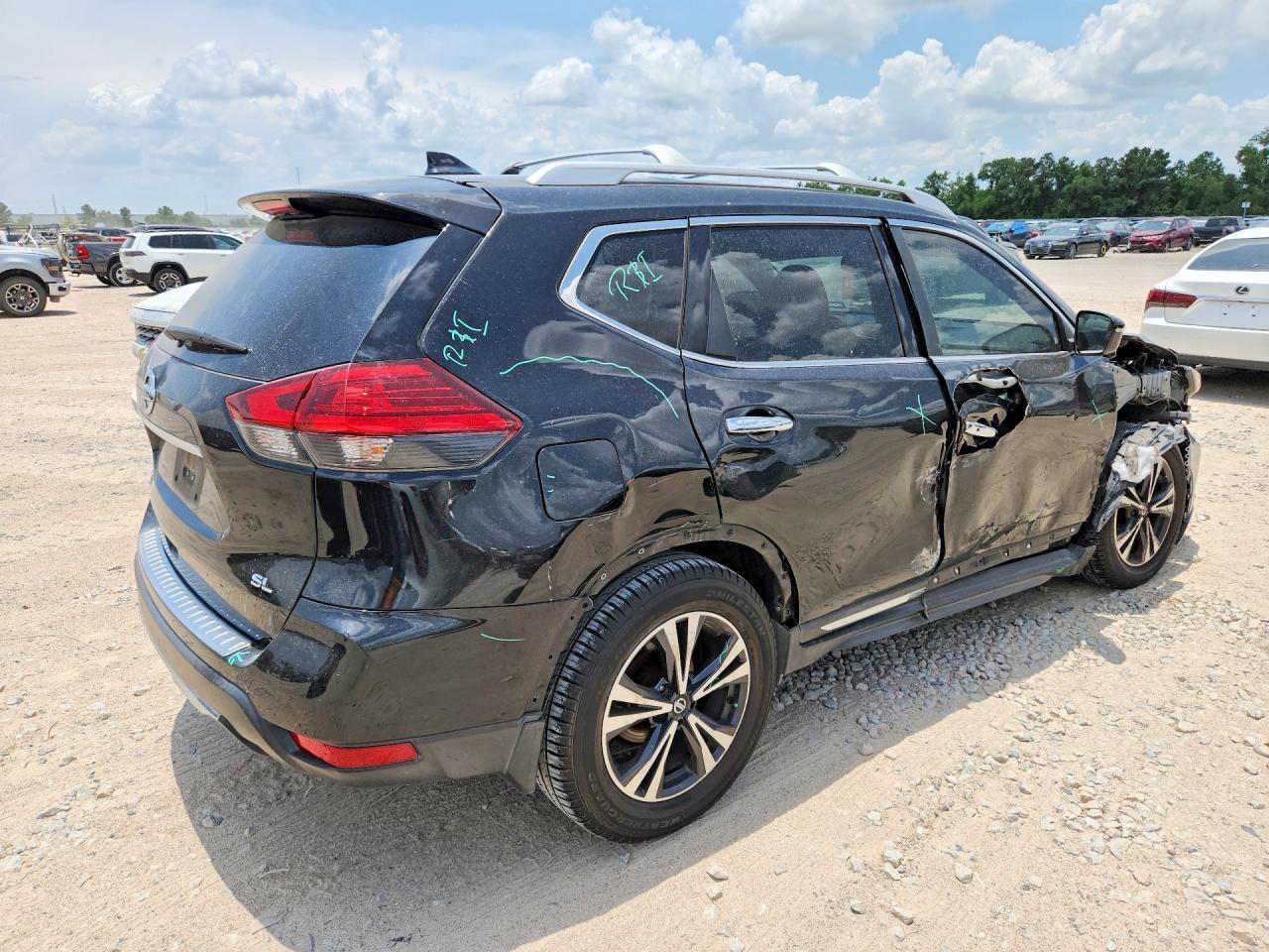 2017 Nissan Rogue S - Фото 3