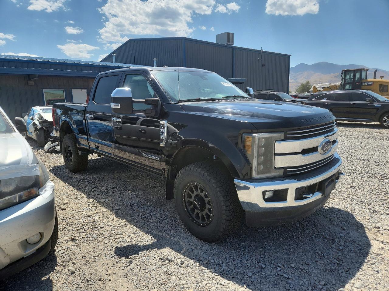 2017 Ford F350 Super Duty - Image 4