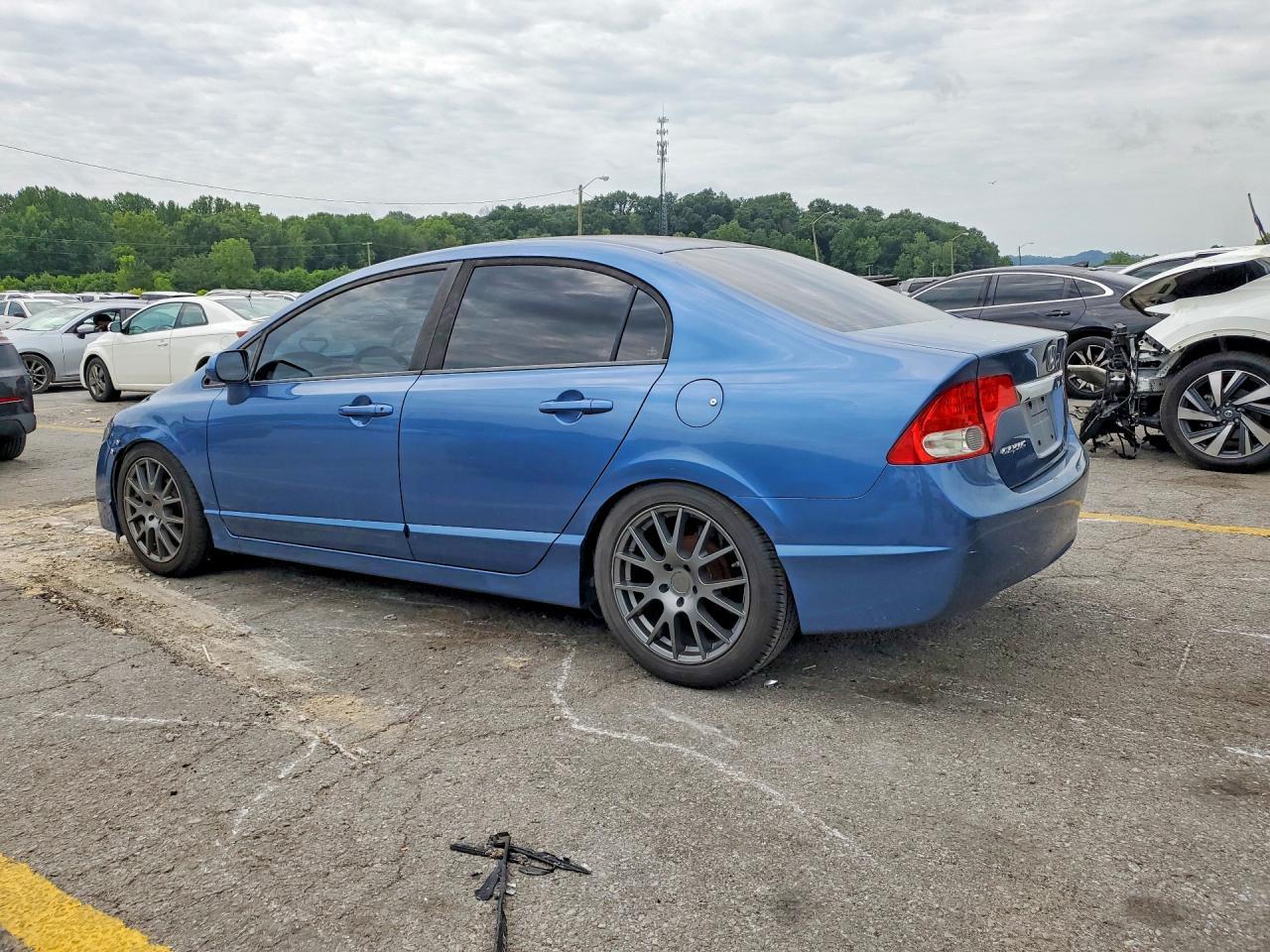 2010 Honda Civic Lx - Image 2