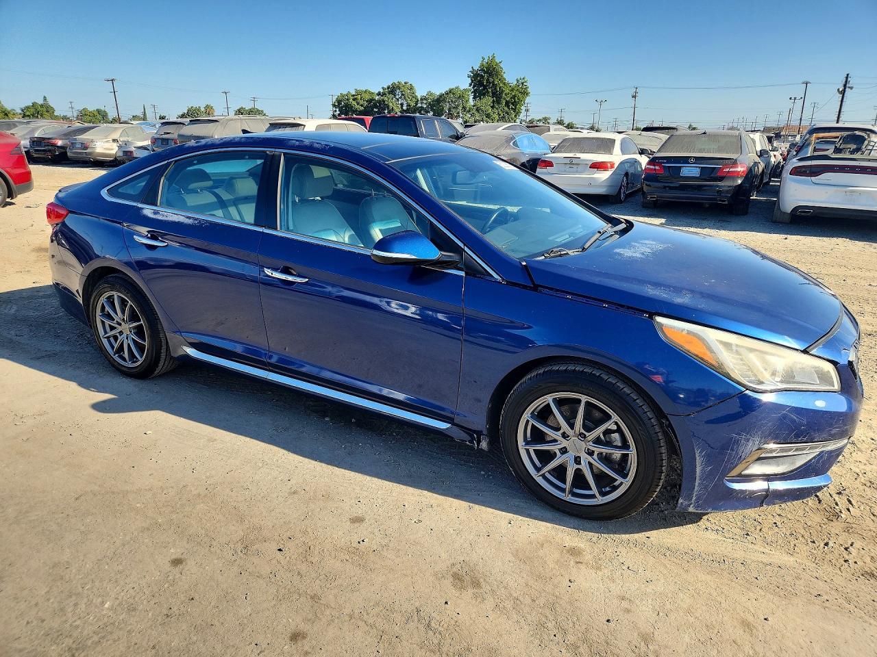 2023 Hyundai Sonata Limited - Image 4