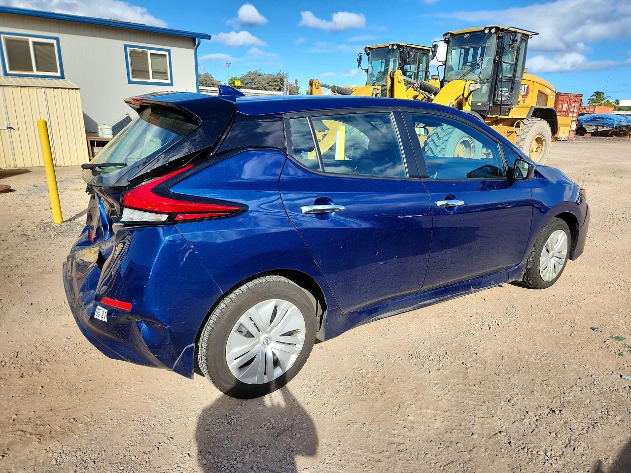 2022 Nissan Leaf S - Фото 3