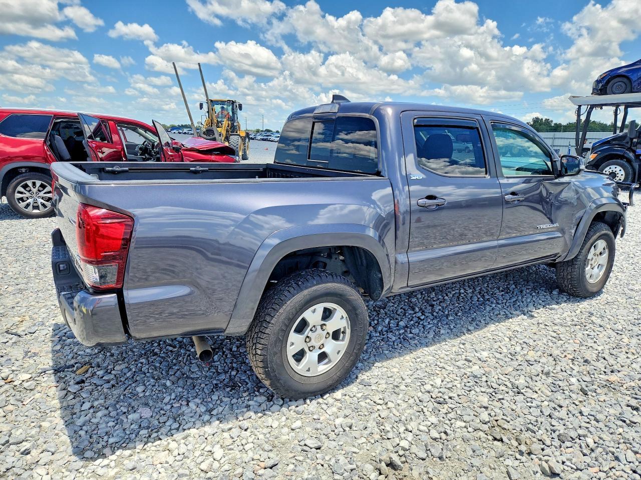 2023 Toyota Tacoma Sr5 V6 - Image 3