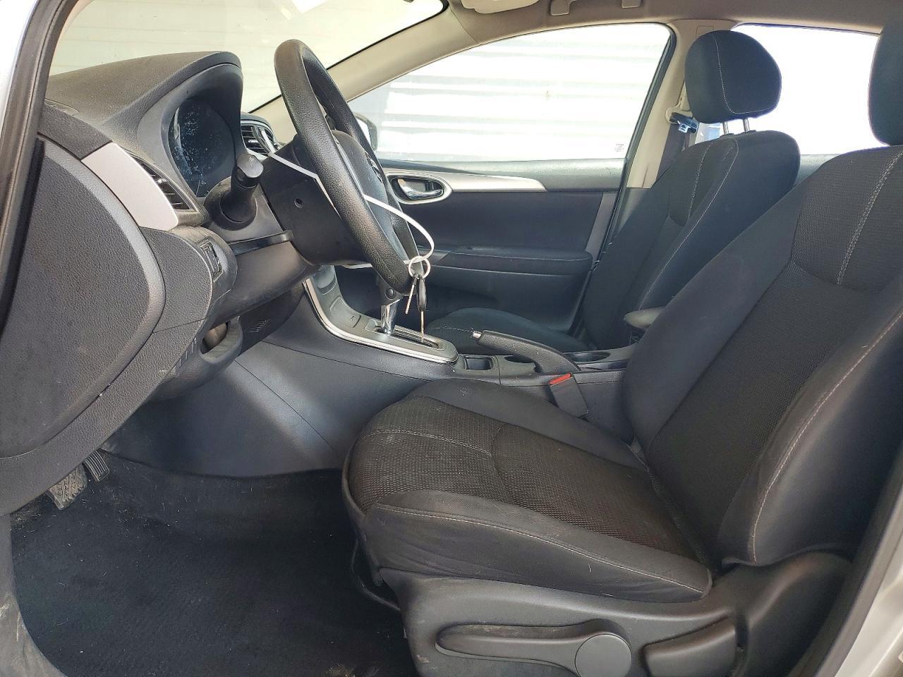 2014 Nissan Sentra S - Image 7